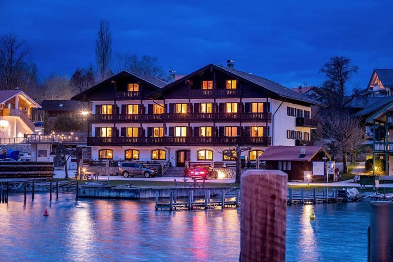 Gästehaus Grünäugl am See Gstadt am Chiemsee Exterior foto