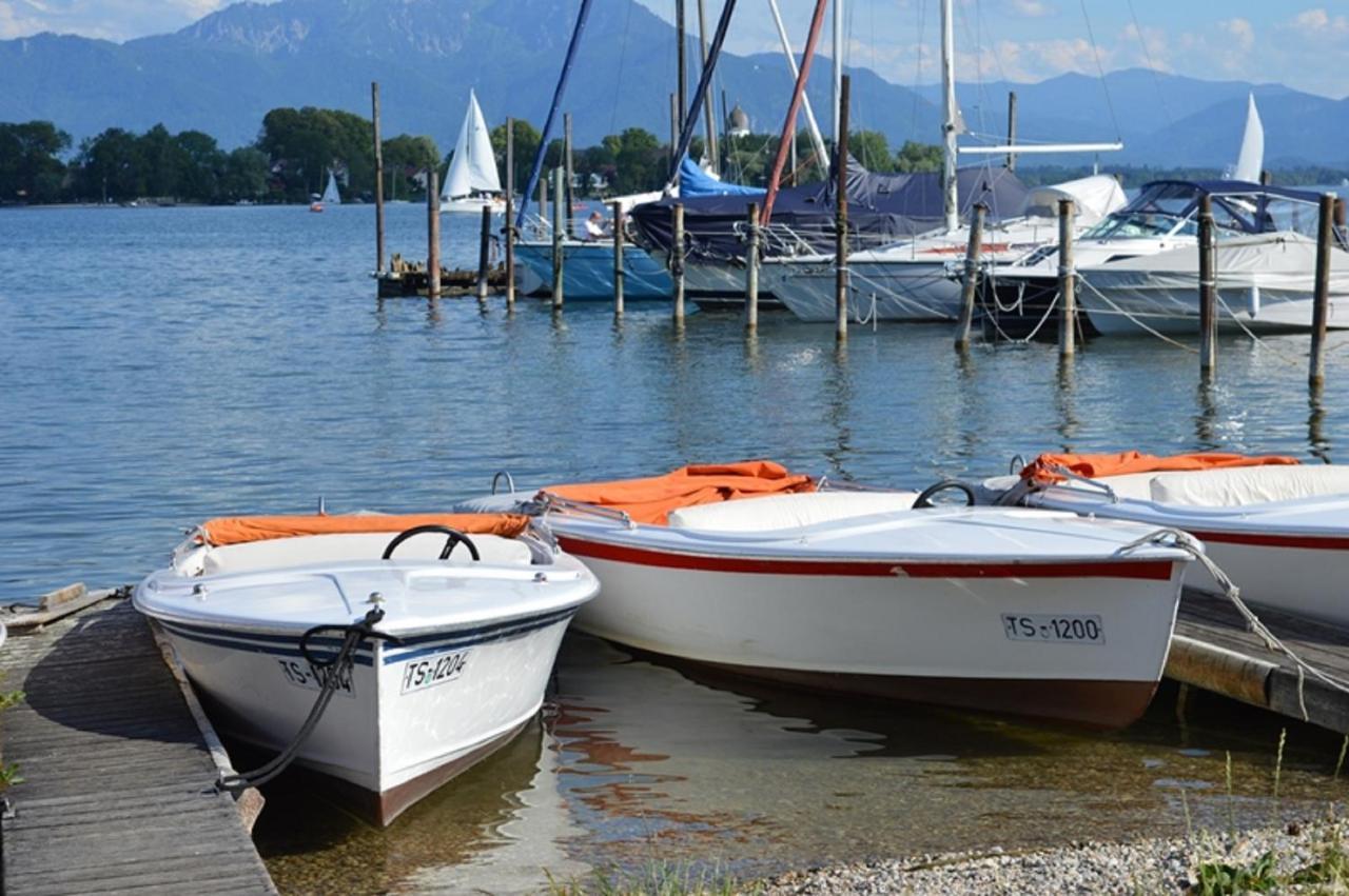 Gästehaus Grünäugl am See Gstadt am Chiemsee Exterior foto